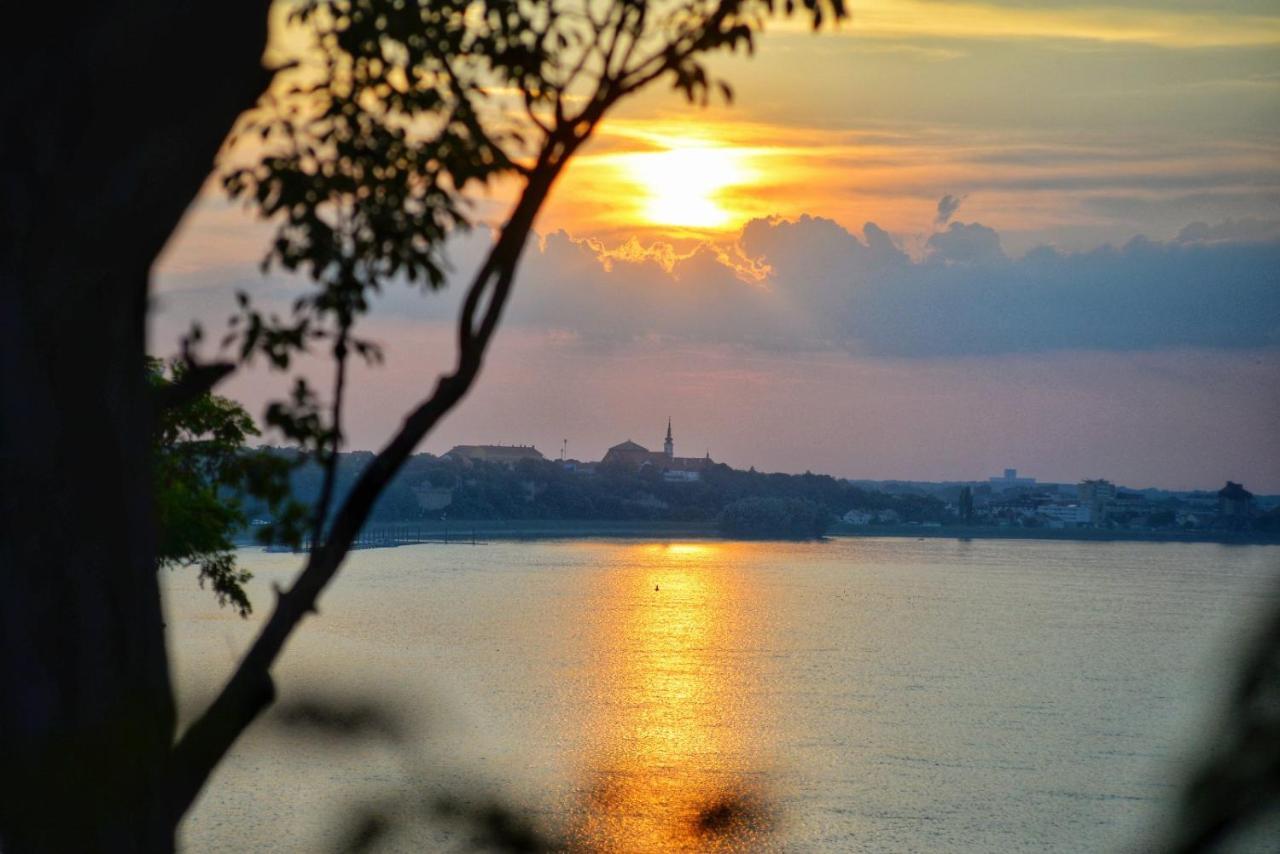 Kuca Za Odmor Mirni Kutak Vukovar Bagian luar foto