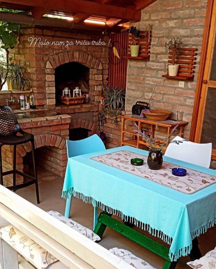 Kuca Za Odmor Mirni Kutak Vukovar Bagian luar foto